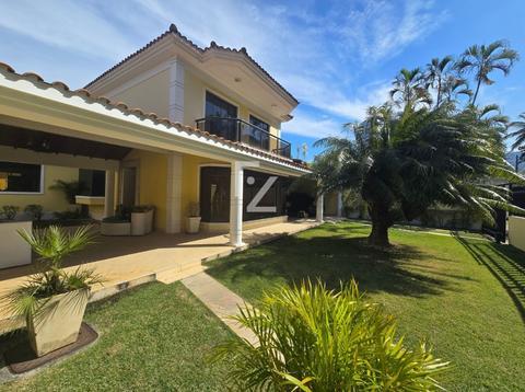 Casa à venda em Rio de Janeiro, Jacarepaguá, com 5 quartos, com 418 m², Pomar do Rio Grande