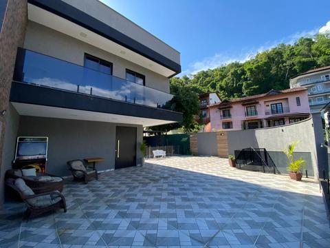 Casa à venda e para alugar em Rio de Janeiro, Taquara, com 3 suítes, com 408 m², Bosque da Boiuna