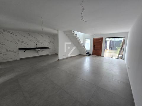 Casa à venda em Rio de Janeiro, Jacarepaguá, com 5 suítes, com 180 m², Vale do Ipê