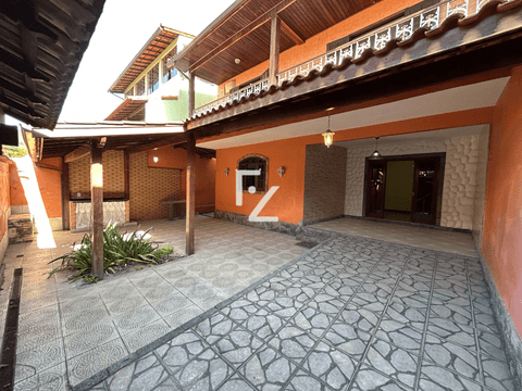 Casa de 4 quartos em condomínio fechado na taquara, oportunidade.